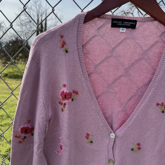 Vintage 90s Lifelike Lindarico Collection Cardigan - Picture 4 of 8